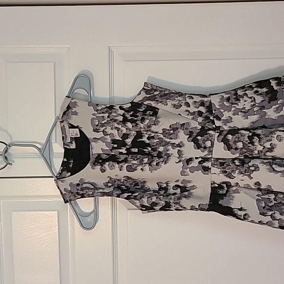 H&M Women's Taupe & Gray Pattern Sleeveless Mini Dress Size 4 - Picture 2 of 7